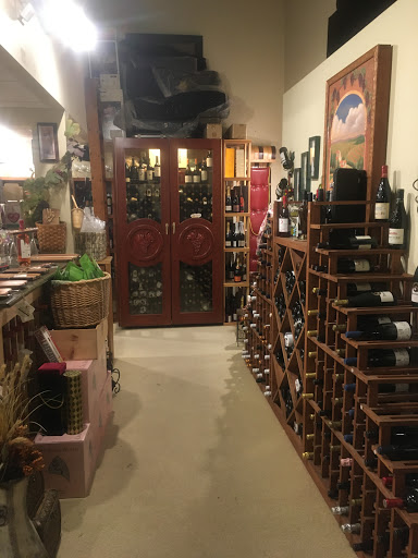 Wine Store «Wine Vine», reviews and photos, 142 Highland St, Worcester, MA 01609, USA
