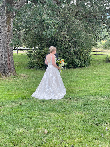 Wedding Store «Merrime Bride & Soiree», reviews and photos, 211 W 1st Ave #101, Albany, OR 97321, USA