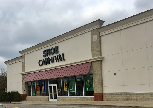 Shoe Carnival, 2500 E Beltline Ave SE, Grand Rapids, MI 49546, USA, 
