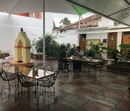 Yik Café Express photo