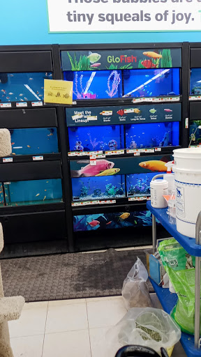 Pet Supply Store «Pet Supplies Plus», reviews and photos, 7570 Pearl Rd, Middleburg Heights, OH 44130, USA