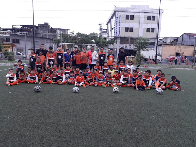 Escuela De Fútbol "Dream Team FC" - Guayaquil