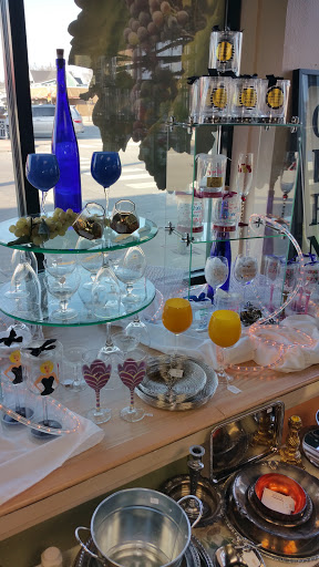 Wine Store «Wines of Iowa», reviews and photos, 234 5th St, West Des Moines, IA 50265, USA