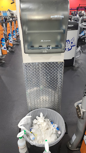 Health Club «Crunch - Roslindale», reviews and photos, 950 American Legion Hwy, Roslindale, MA 02131, USA