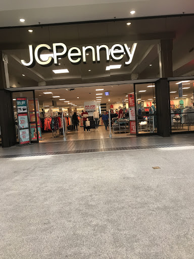 Shopping Mall «Golden East Crossing», reviews and photos, 1100 N Wesleyan Blvd, Rocky Mount, NC 27804, USA