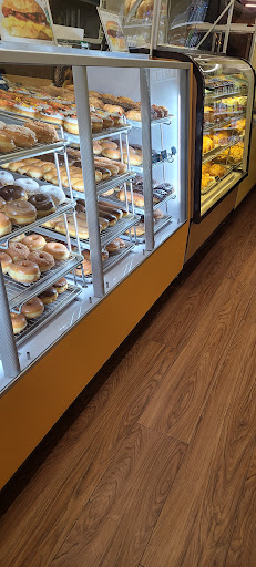 Donut Shop «Donut Queen», reviews and photos, 601 E Los Angeles Ave, Simi Valley, CA 93065, USA
