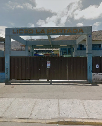 Opiniones de Liceo A-22 La Portada en Antofagasta - Escuela