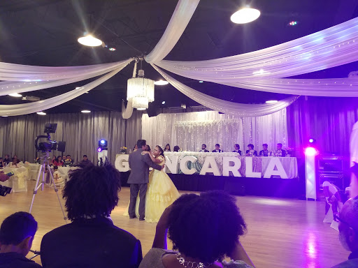 Shopping Mall «Midway Shopping Center», reviews and photos, 1562 University Ave W, St Paul, MN 55104, USA