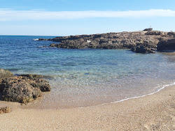 Cala del Moro'in fotoğrafı küçük koy ile birlikte