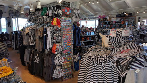 Gift Shop «Alcatraz Gift Shop», reviews and photos, 39 Pier 39 Concourse, San Francisco, CA 94133, USA