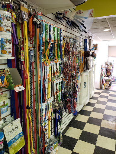 Pet Supply Store «Local Pet», reviews and photos, 415 Gettysburg St #1, Pittsburgh, PA 15206, USA