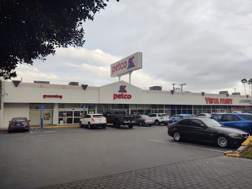 Pet Supply Store «Petco Animal Supplies», reviews and photos, 5850 Sepulveda Blvd, Van Nuys, CA 91411, USA
