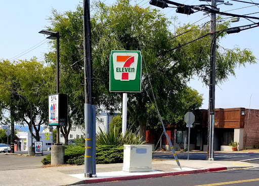 Convenience Store «7-Eleven», reviews and photos, 7022 Stockton Ave, El Cerrito, CA 94530, USA