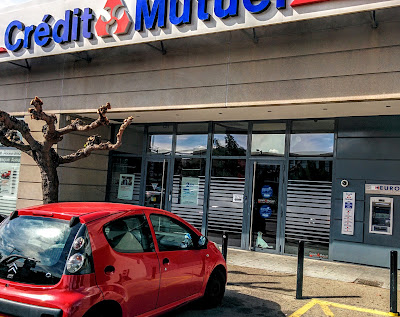 Crédit Mutuel à Nîmes