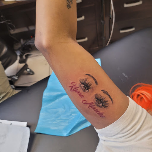 Tattoo Shop «ForeverTat2», reviews and photos, 2962 Pleasant Hill Rd, Kissimmee, FL 34746, USA