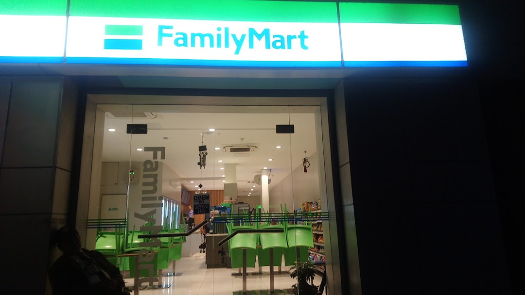 FamilyMart PNB