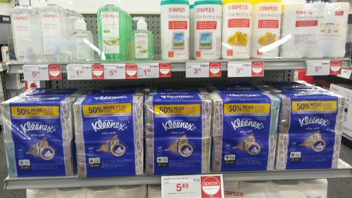 Office Supply Store «Staples», reviews and photos, 19141 Golden Valley Rd, Santa Clarita, CA 91387, USA