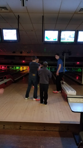 Bowling Alley «Timber Lanes Bowling», reviews and photos, 460 Bedford St, Abington, MA 02351, USA