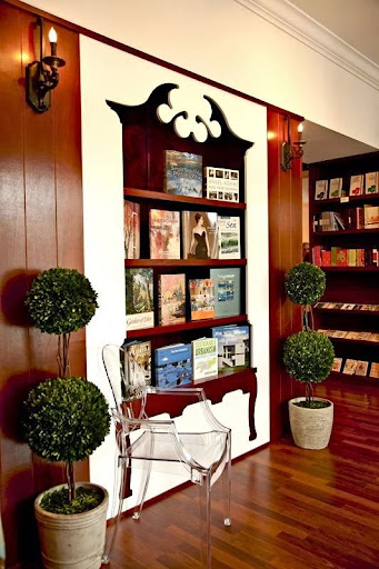 Book Store «The Hidden Lantern Bookstore», reviews and photos, 84 N Barrett Square, Rosemary Beach, FL 32461, USA