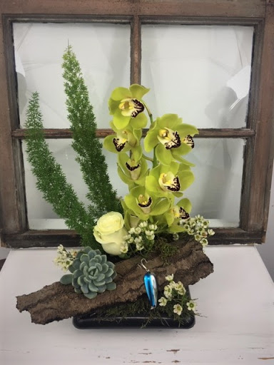 Florist «Floral Elegance», reviews and photos, 28 Grafton St, Millbury, MA 01527, USA