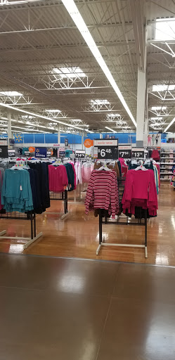 Department Store «Walmart Supercenter», reviews and photos, 1470 S Court St, Circleville, OH 43113, USA