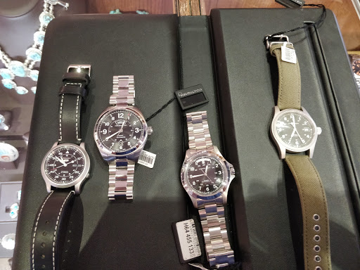 Jewelry Store «Leo Hamel Fine Jewelry & Engagement Ring Store», reviews and photos, 1851 San Diego Ave, San Diego, CA 92110, USA