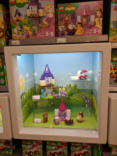Toy Store «The LEGO Store», reviews and photos, 119 Bellevue Way NE, Bellevue, WA 98004, USA
