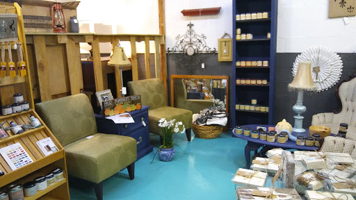 Antique Store «Pioneer General Store Antique Market», reviews and photos, 8244 Thornton Ave, Leeds, AL 35094, USA