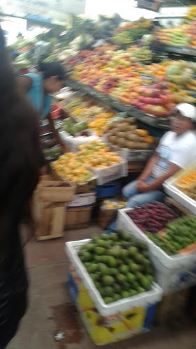 Opiniones de Mercado Davalos en Riobamba - Frutería