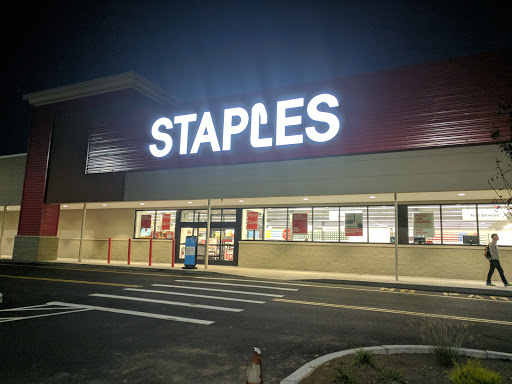 Office Supply Store «Staples», reviews and photos, 599 Belmont St, Brockton, MA 02301, USA