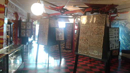 Tattoo Shop «Mystic Marks Tattoo Co», reviews and photos, 316 N LBJ Dr, San Marcos, TX 78666, USA