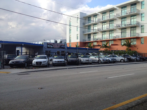 Florida Auto Connection, 230 S Dixie Hwy, Hollywood, FL 33020, USA, 