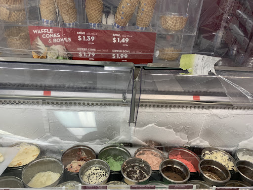 Ice Cream Shop «Carvel», reviews and photos, 189 Atlantic Ave, Freeport, NY 11520, USA