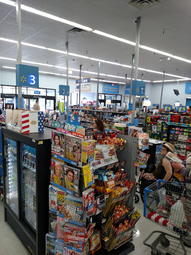 Discount Store «Walmart», reviews and photos, 2375 OR-99W, McMinnville, OR 97128, USA