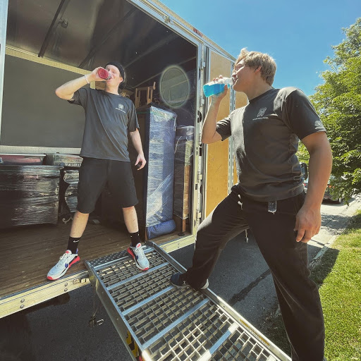 Moving and Storage Service «Two Men and a Truck», reviews and photos, 5328 Bardstown Rd, Louisville, KY 40291, USA