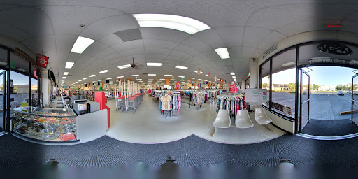 Thrift Store «Sunshine Thrift Store», reviews and photos, 4304 S Dale Mabry Hwy, Tampa, FL 33611, USA