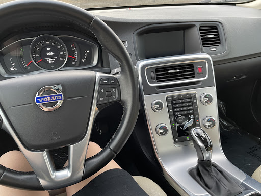 Used Car Dealer «Jackson Auto East», reviews and photos, 135 Century Ave N, Maplewood, MN 55119, USA