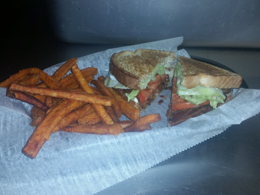 Restaurant «Old Delina Country Store», reviews and photos, 4397 John Barnes Rd, Cornersville, TN 37047, USA