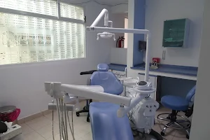 Ideal Dental CDMX (Dental Tourism) image