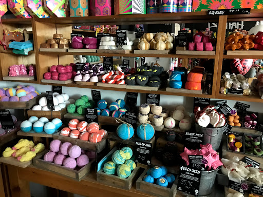 Cosmetics Store «Lush», reviews and photos, 4200 Conroy Rd, Orlando, FL 32839, USA