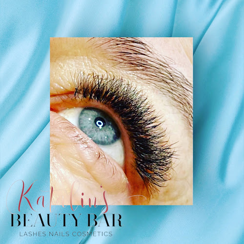 Rezensionen über Katalin’s Beauty Bar - Wimpern Extensions / Nägel / Kosmetik in Glarus Nord - Schönheitssalon