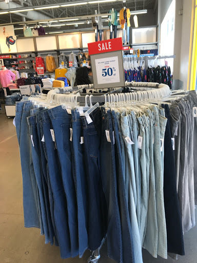 Clothing Store «Old Navy», reviews and photos, 868 N E Mall Blvd, Hurst, TX 76053, USA