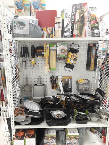 Home Goods Store «Tuesday Morning», reviews and photos, 2890 S Colorado Blvd, Denver, CO 80222, USA