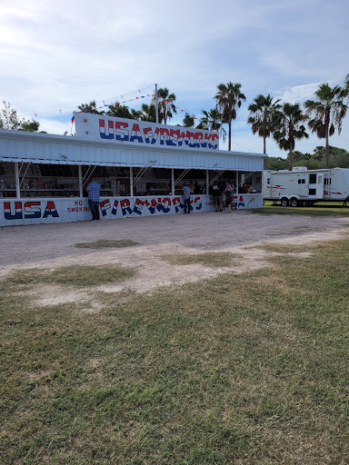 USA FIREWORKS ROADSTAND (4MILE/SHARY)