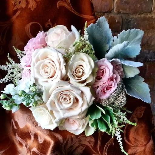 Florist «Fly Me to The Moon Florists», reviews and photos, 47 N Broadway, Yonkers, NY 10701, USA