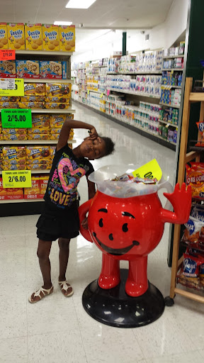 Meat Wholesaler «Town & Country Supermarket», reviews and photos, 1824 Portage Street, Kalamazoo, MI 49001, USA