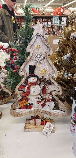 Home Goods Store «Tuesday Morning», reviews and photos, 844 Ritchie Hwy, Severna Park, MD 21146, USA