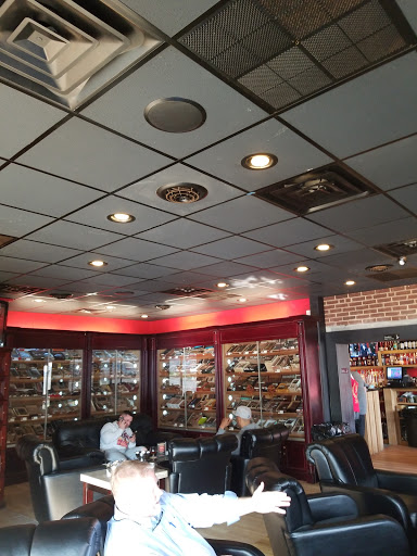 Tobacco Shop «Sikar cigar Lounge & Bar», reviews and photos, 1624 Delaware Ave, Wilmington, DE 19806, USA