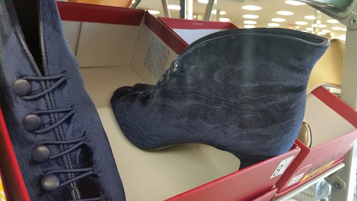 Department Store «Stein Mart», reviews and photos, 7506 Dr Phillips Blvd, Orlando, FL 32819, USA