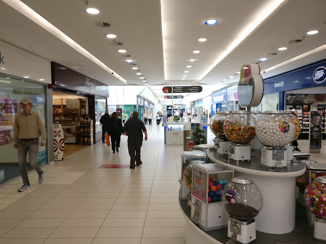 Reviews of Cameron Toll Shopping Centre in Edinburgh - Shopping mall